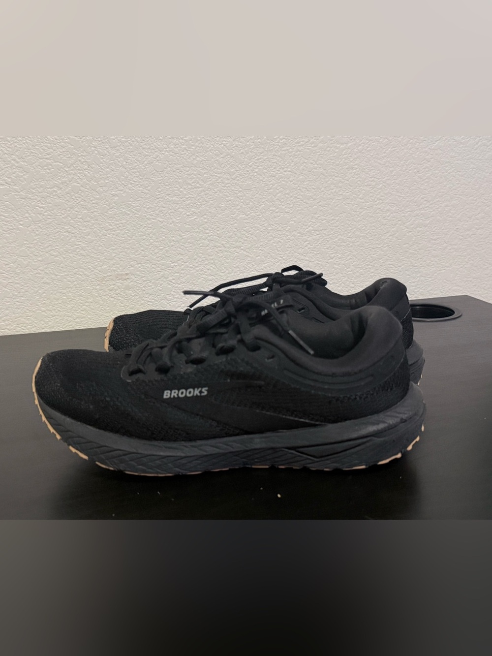 Brooks REVEL 7 Men's Black Athletic Running Shoes